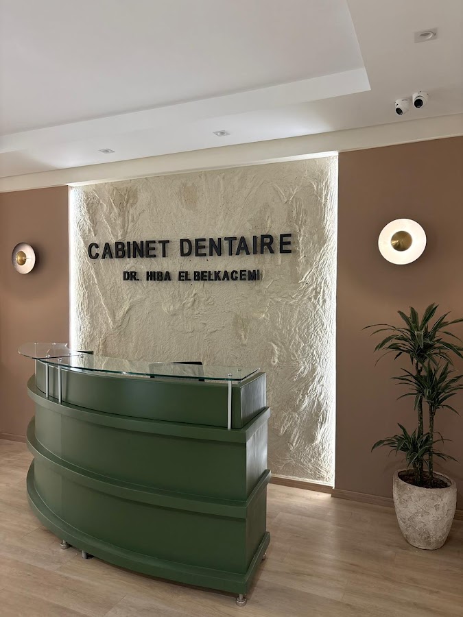 Dr Hiba El Belkacemi : vue du cabinet